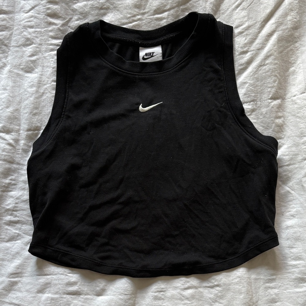 Nike Women's Black Sleeveless Crop Top